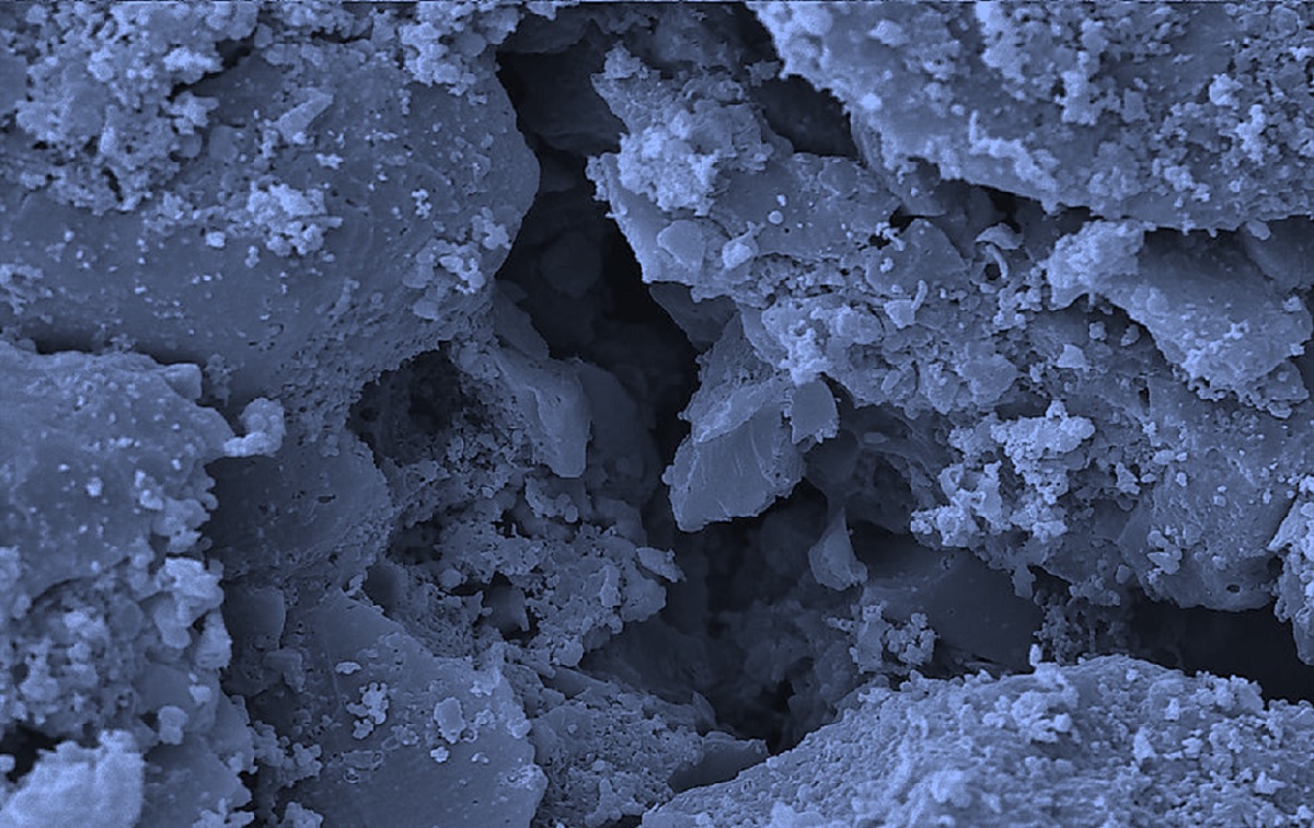 Carbón activo de alta eficiencia y bajo coste para el tratamiento de aguas  residuales industriales - Gestores de Residuos